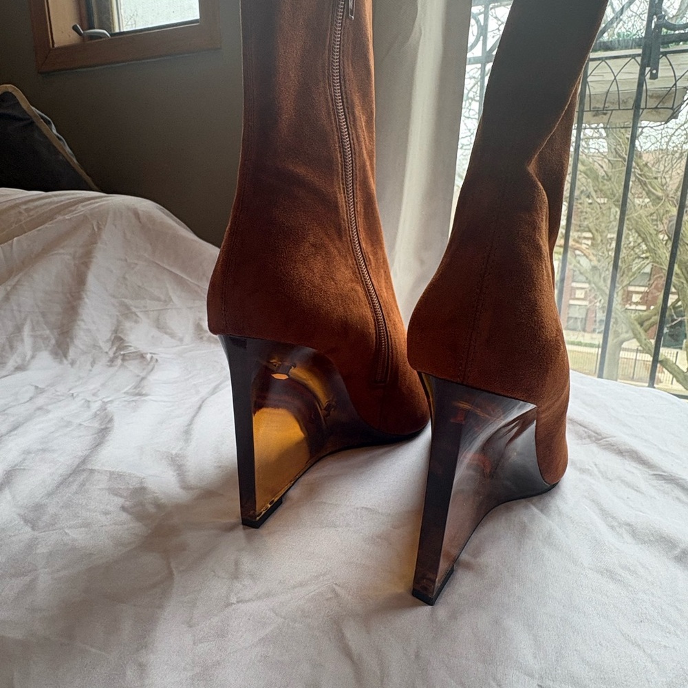Rust Acrylic Heel boots - Picture 7 of 7